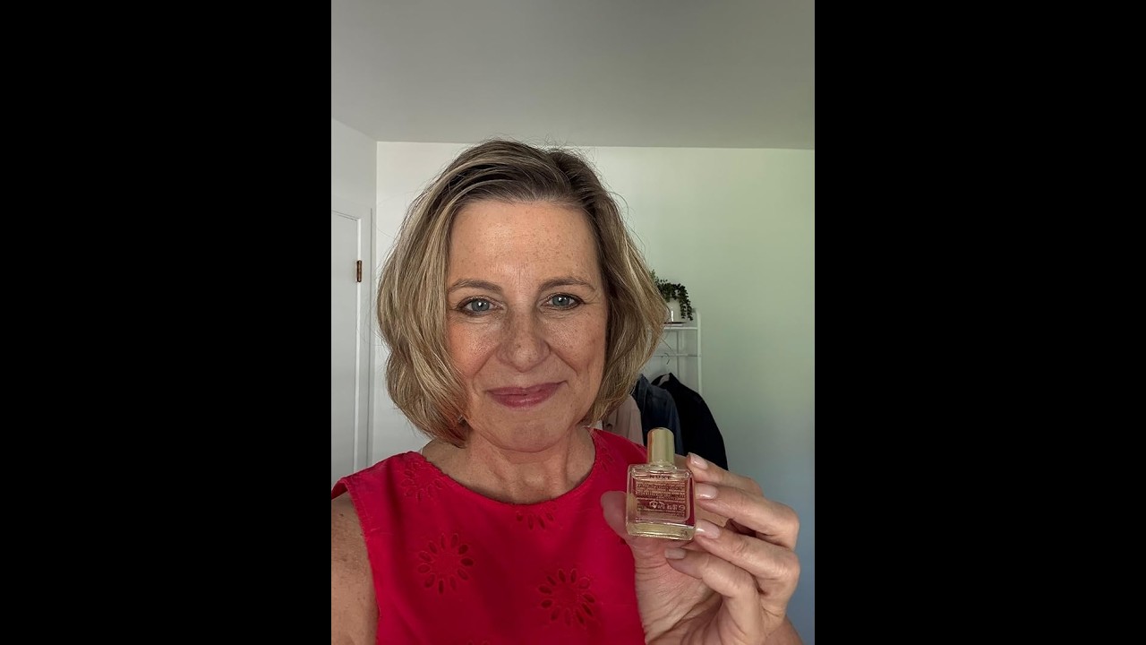 This body oil has such a beautiful, elegant scent! #ad