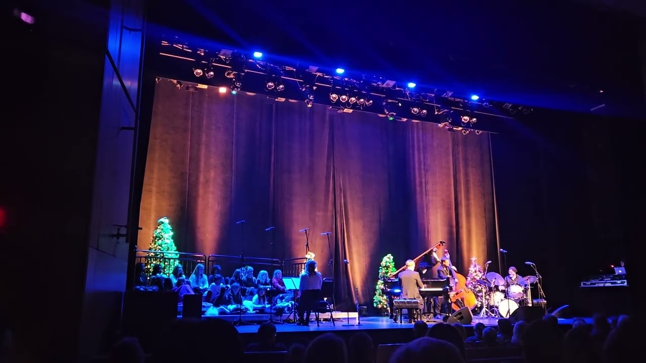 Linus and Lucy (LIVE JAZZ) | A Charlie Brown Christmas - Adam Bowman, Duncan Wilson, Tyler Wagler