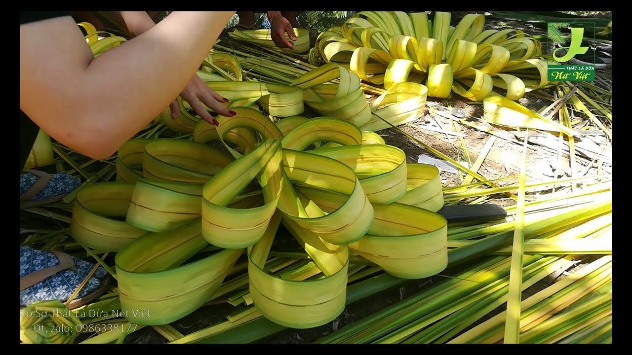 Hướng Dẫn Hoa Lớn Bằng Lá Dừa -Phần 3 [ How To Make Big Coconut Leaves]