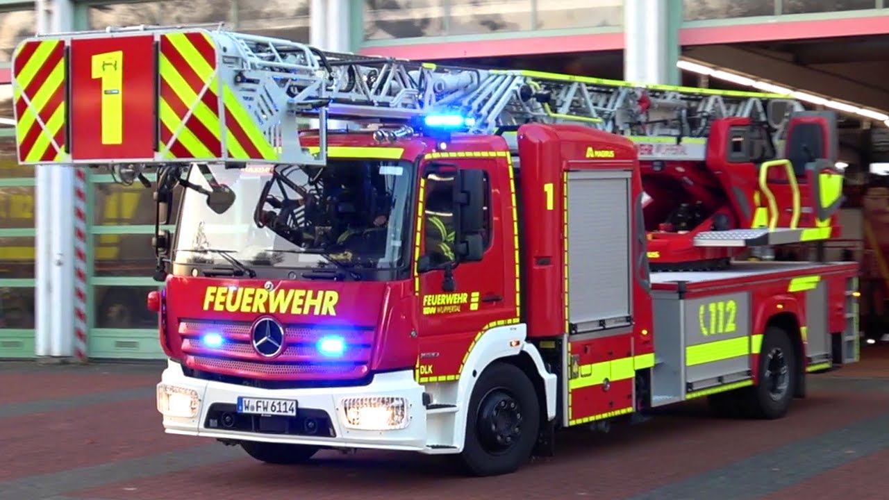 [NAGELNEUE DREHLEITER!] - Feuerwehr WUPPERTAL | LÖSCHZÜGE, SONDERFAHRZEUGE & MEHR auf EINSATZFAHRT!