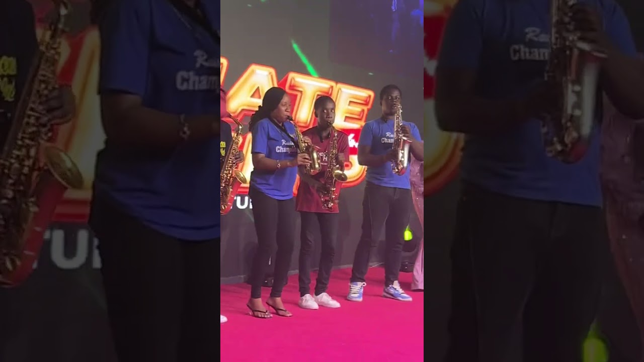 JERRY OMOLE - AFRICAN PRAISE Ft. SAXOPHONE HUB & DEBBYSAX