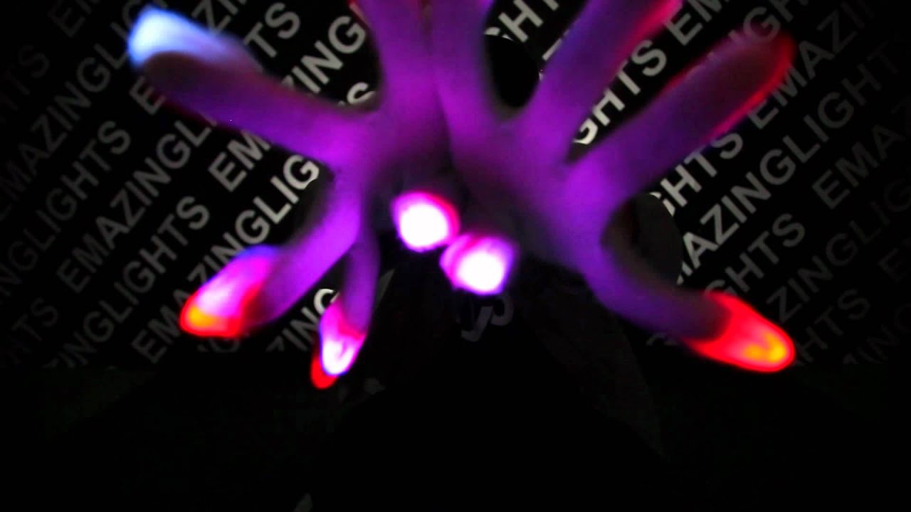 (Ayo?) Stunna - The Moustache Glove Set Glove Light Show [EmazingLights.com]