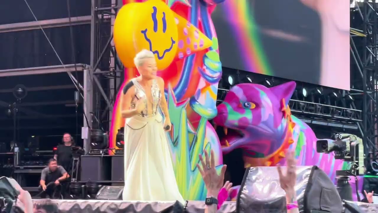 P!NK - F**kin' Perfect (Live in Brussels, Summer Carnival 2024) - 14/07/2024