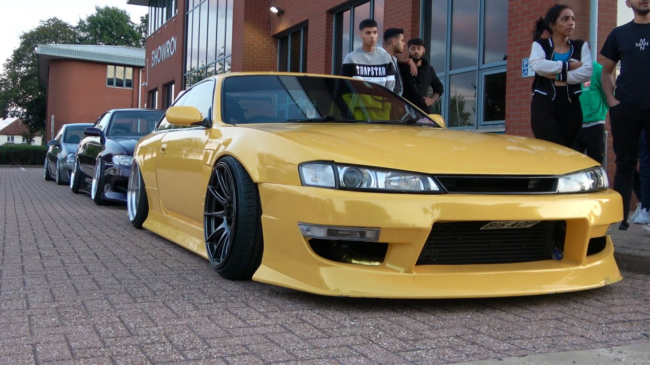 Modified Cars Arriving At Car Meet With POLICE EVERYWHERE!