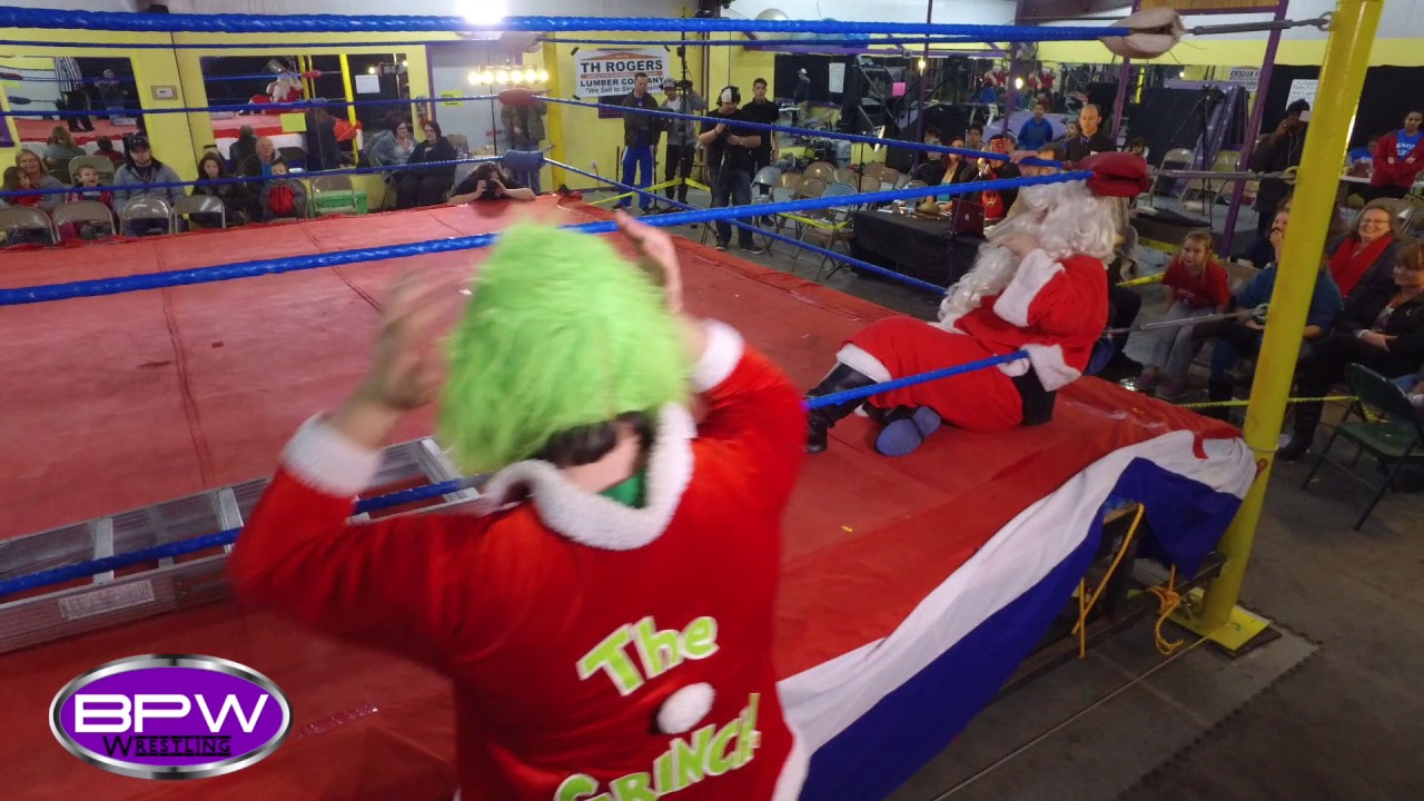 Santa vs Grinch 12/9/16