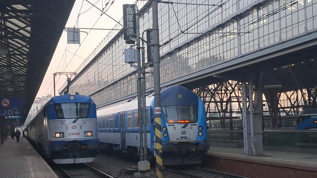 Vlaky 2 a 3.3 Praha Hl.n a Všetaty