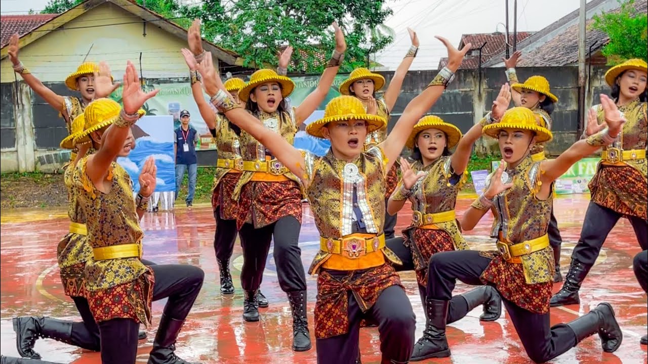 MERINDING! PASKIBRA SMAN 1 AMBARAWA PRAMUKA BANDAR LAMPUNG AT LKBB SMALAN PASKIBRA COMPETITION