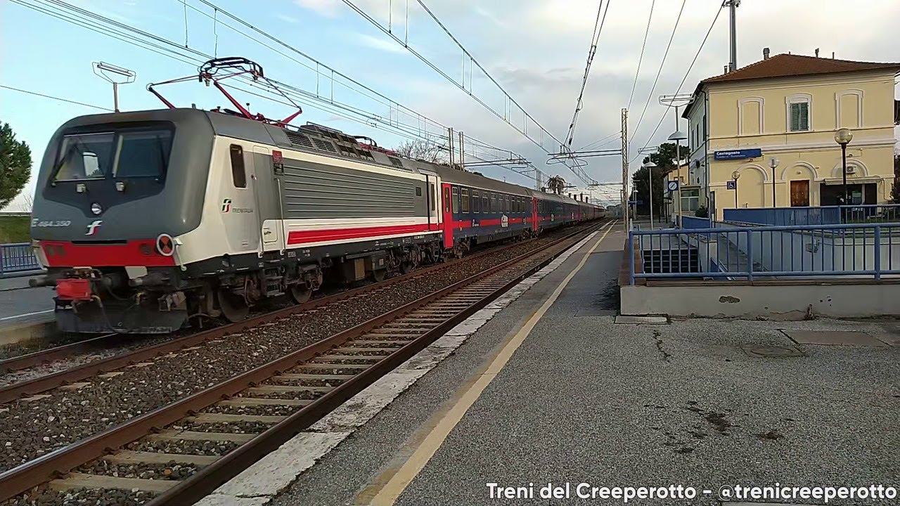 Treno Intercity Notte 794 con E464.222 + E464.350 in transito a Castagneto Carducci - 20/02/2024