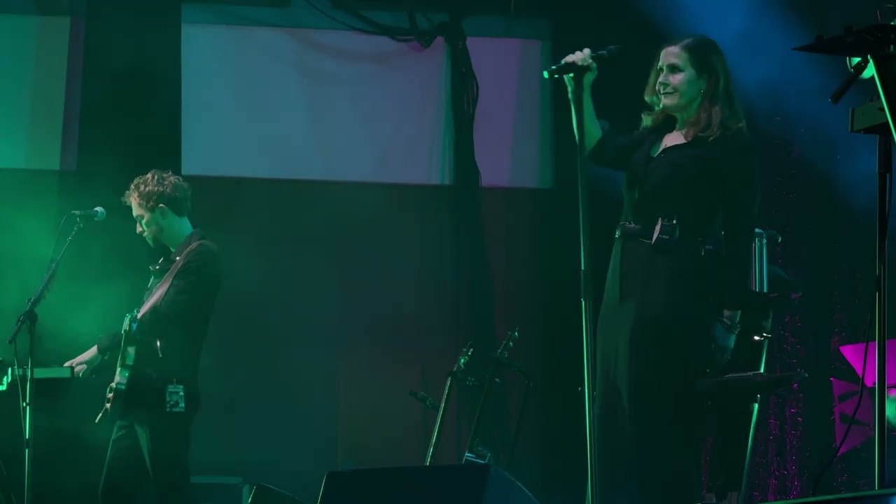 [2025-02-17] Alison Moyet - 