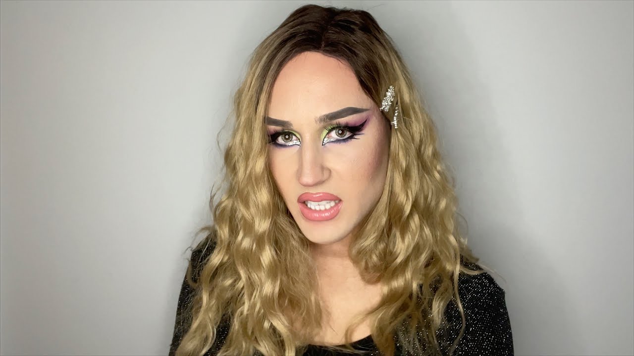 Britney Spears - Womanizer (Cover by Marcos Veiga)