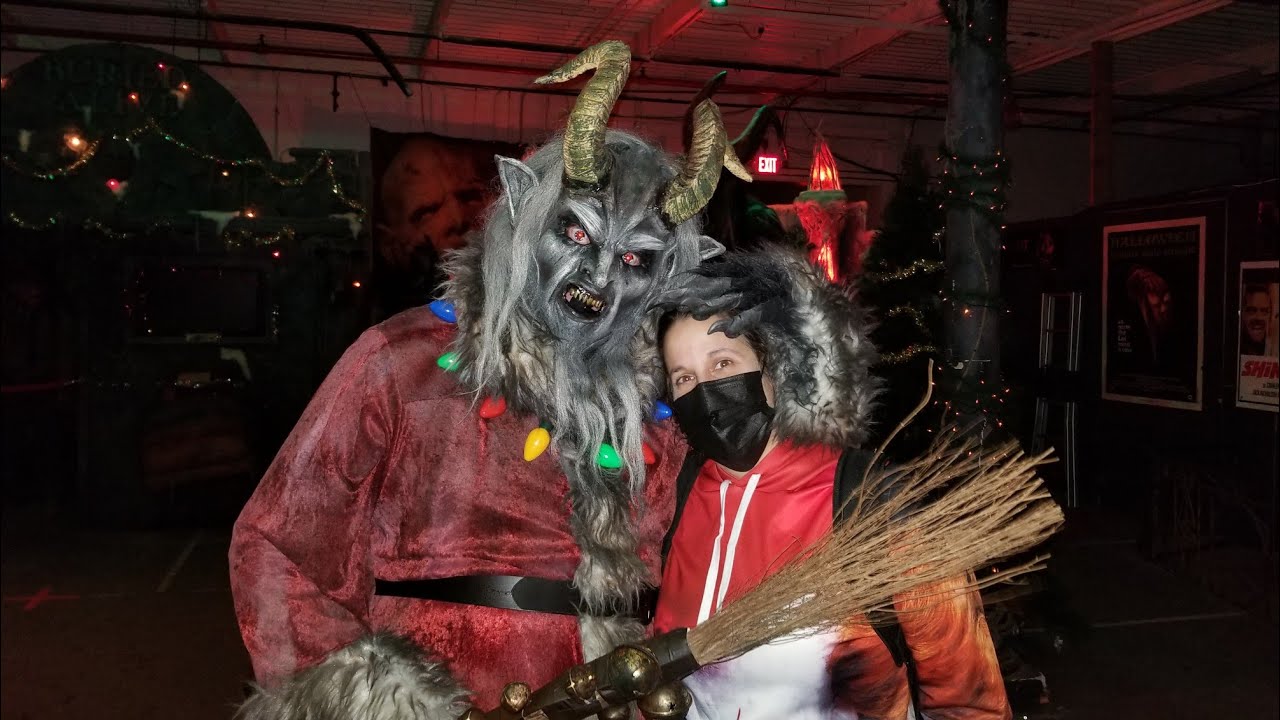 Scared Silly at FRIGHT KINGDOM! Dark and Scary Walkthrough