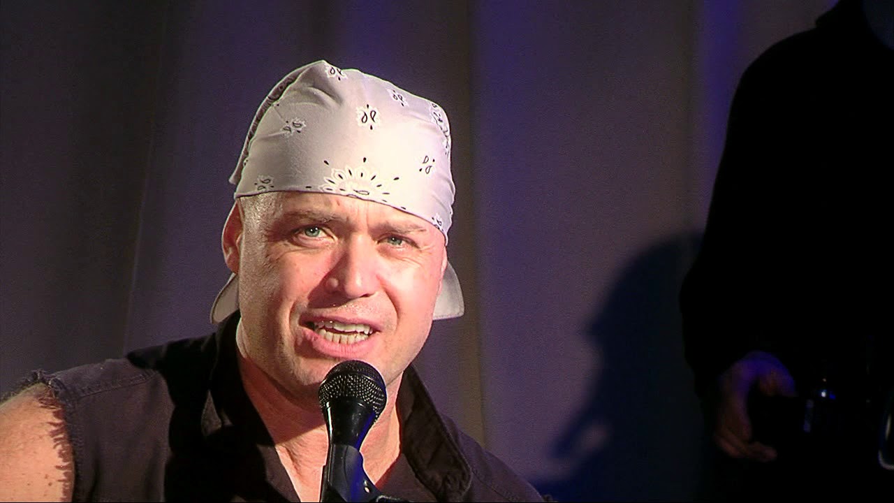 LEGENDY SE VRACÍ - Šípková Růženka