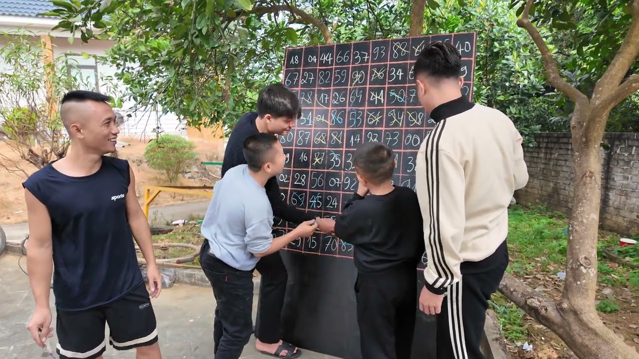 Đội Nào Tinh Mắt Hơn