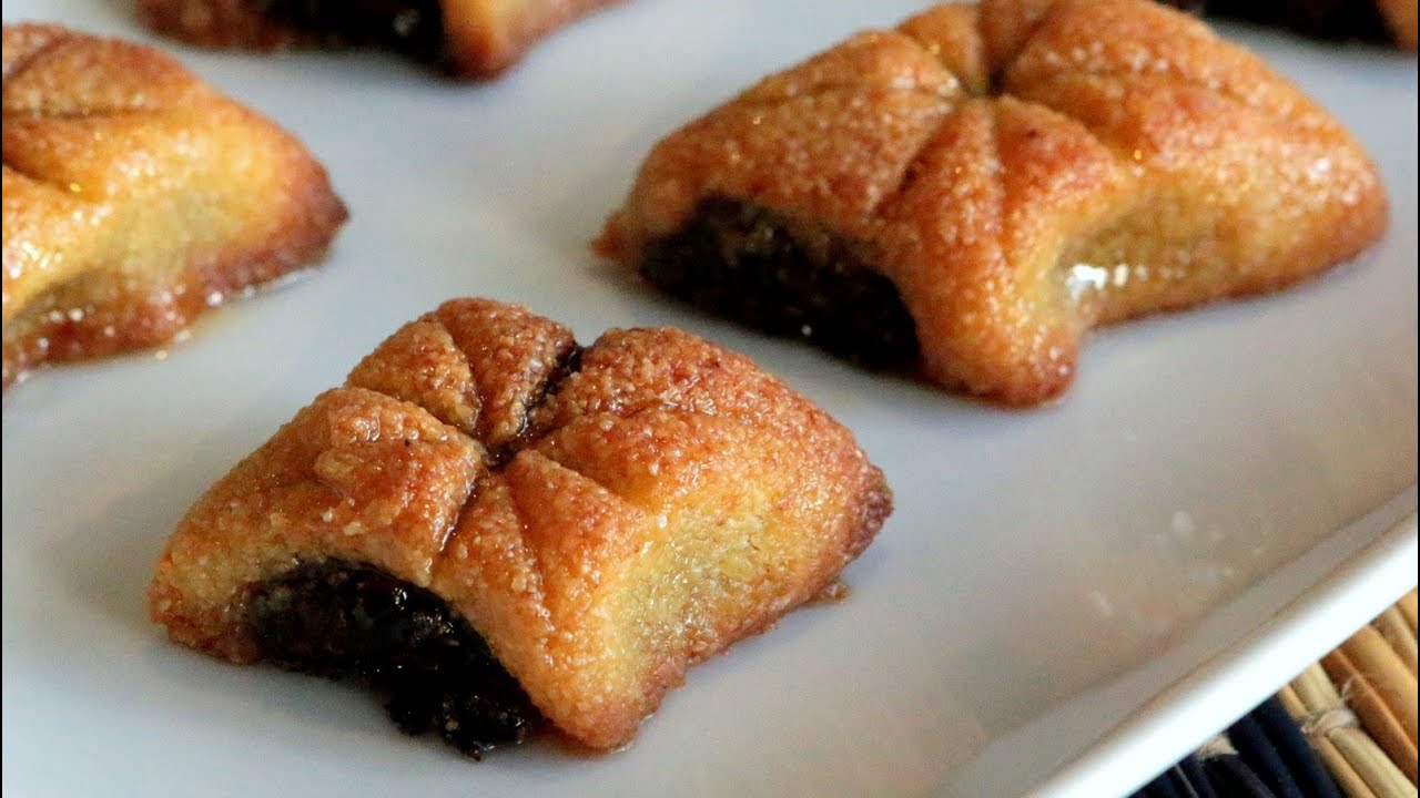 Makrout (Semolina and Date Cookie) / مقروط بالسميدة و التمر - CookingWithAlia - Episode 406