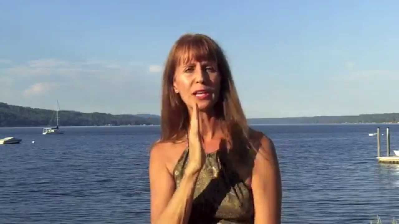 The 6 Best Ways to Heal Your Throat Chakra for More Truth & Purpose