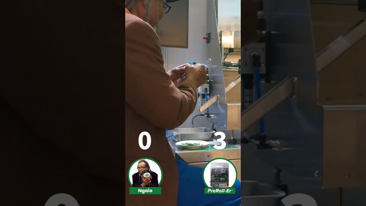 PreRoll Battle in Berlin! PreRoll-Er vs Ngaio Bealum (Netflix&rsquo;s Cooking on High) | MINI STR Showdown