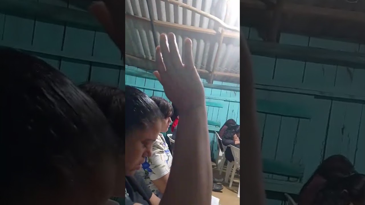  São Miguel no Baixo madeira em Rondônia igreja de pau a pique mais cheia de Deus ..