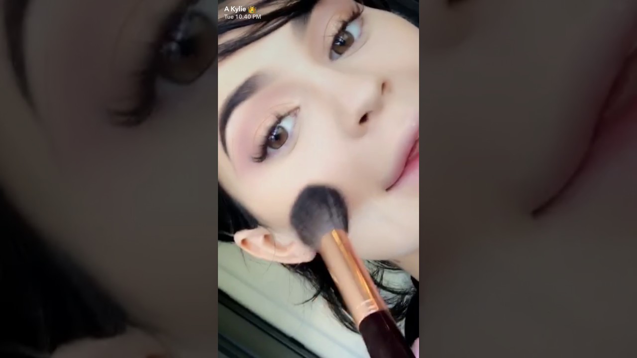 KYLIE JENNER'S SNAPCHAT SUMMER MAKEUP TUTORIAL