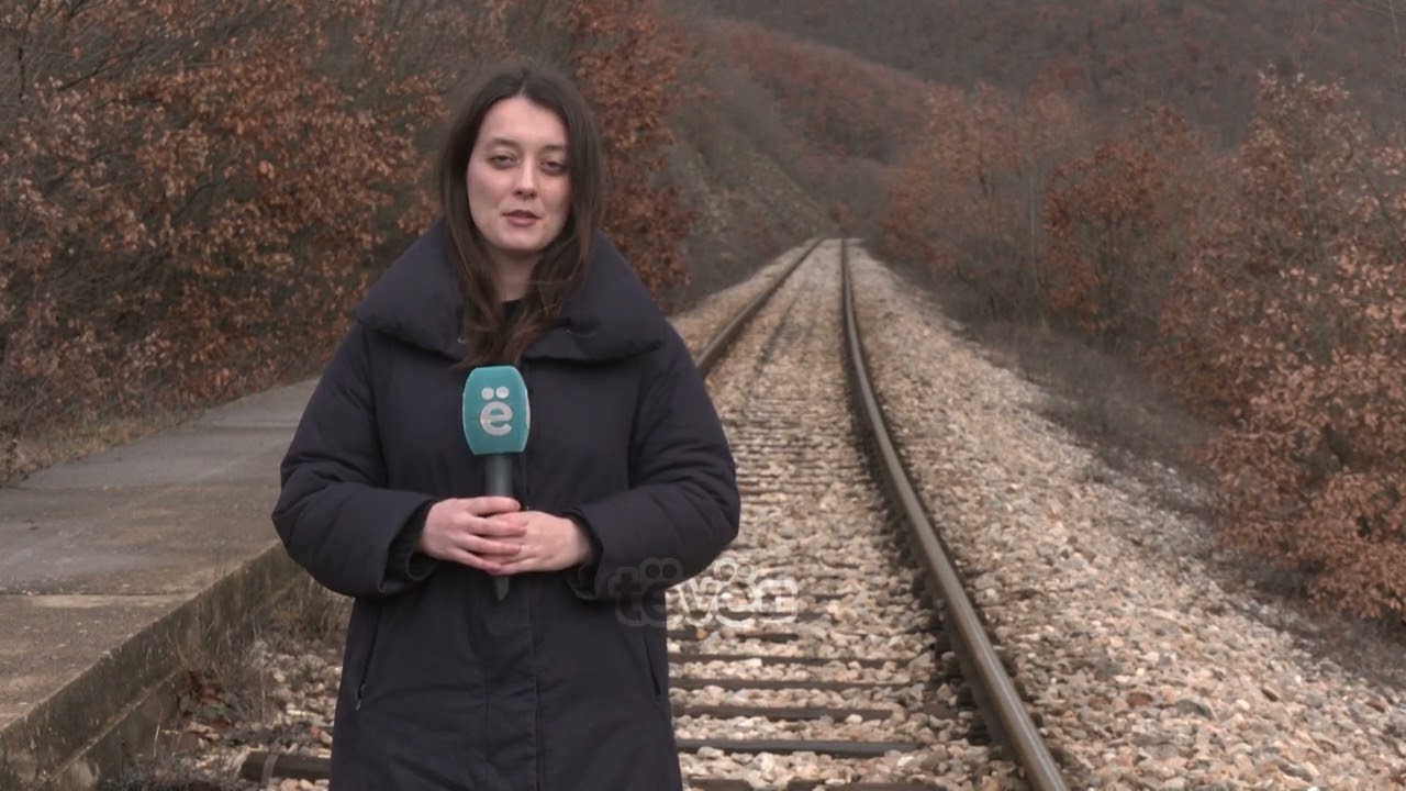Treni i linjës Prishtinë - Pejë ngec në tunel, udhëtarët presin personelin t’i tërheq