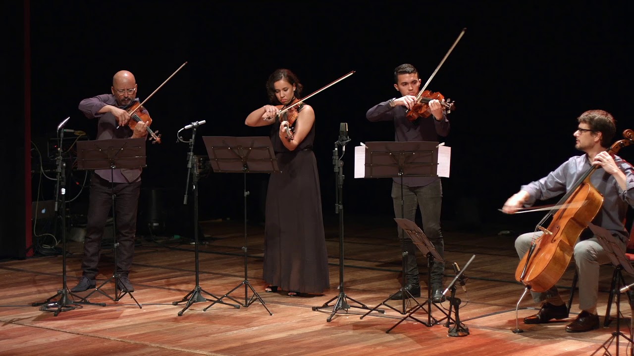 Paula Bujes e Pedro Huff com Quarteto Encore - 