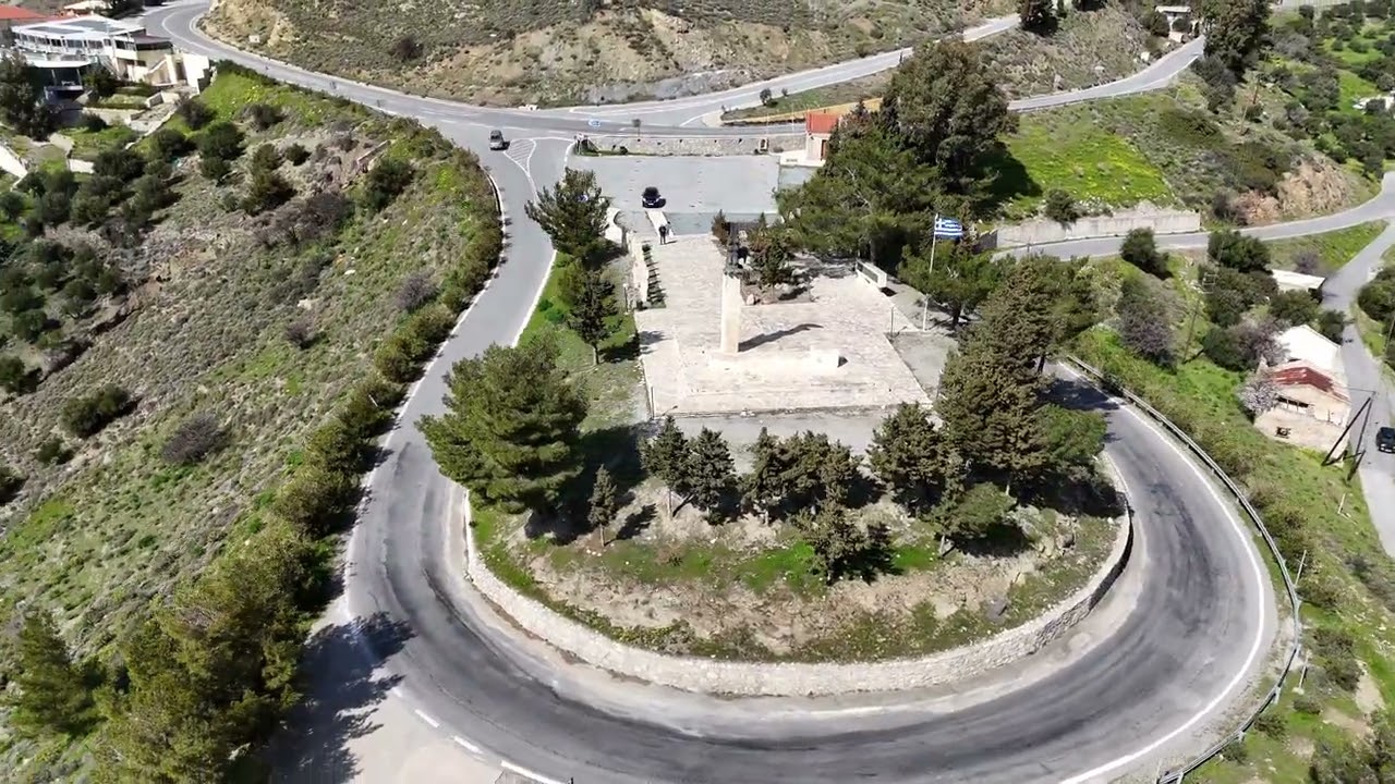 Μνημείο Ολοκαυτώματος Βιάννου στον Αμιρά
