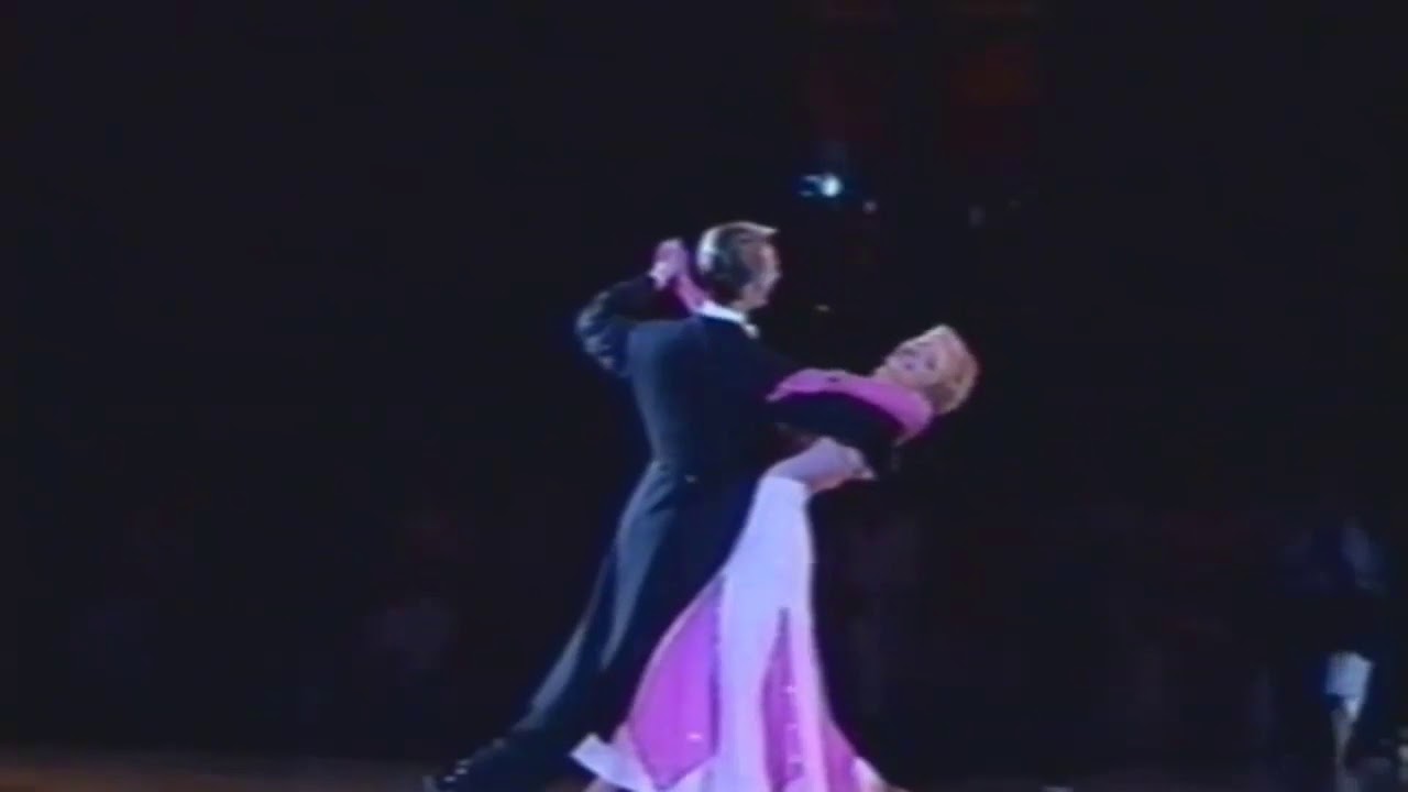 Christopher Hawkins & Hazel Newberry | Slow Foxtrot WSSDF 2000