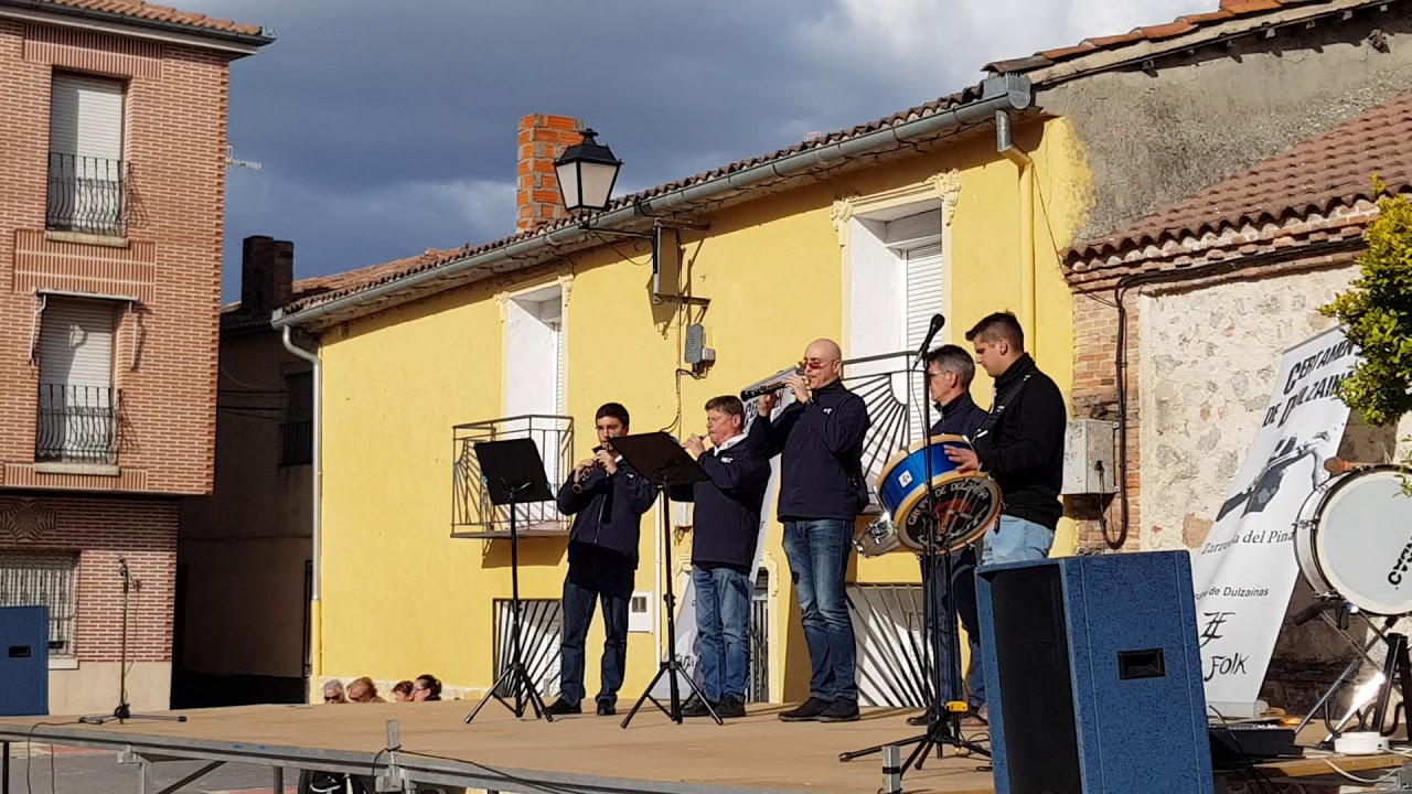 Certamen de Zarzuela del Pinar, Badut interpretando  jota los Goyetes