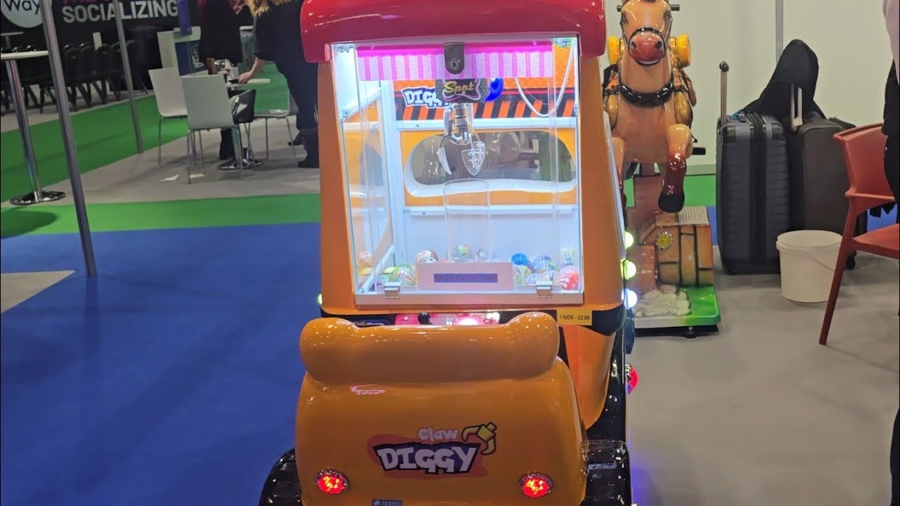 Memopark Diggy With Claws, (Diggy Claws Digger) Coin Operated Kiddie ride (BRAND NEW)