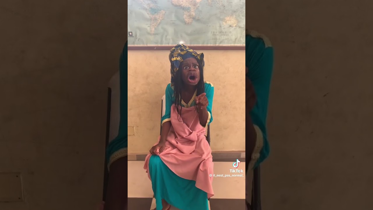 Ma m&egrave;re rencontre mon amie congolaise ....... il s'appelle je m'en fous