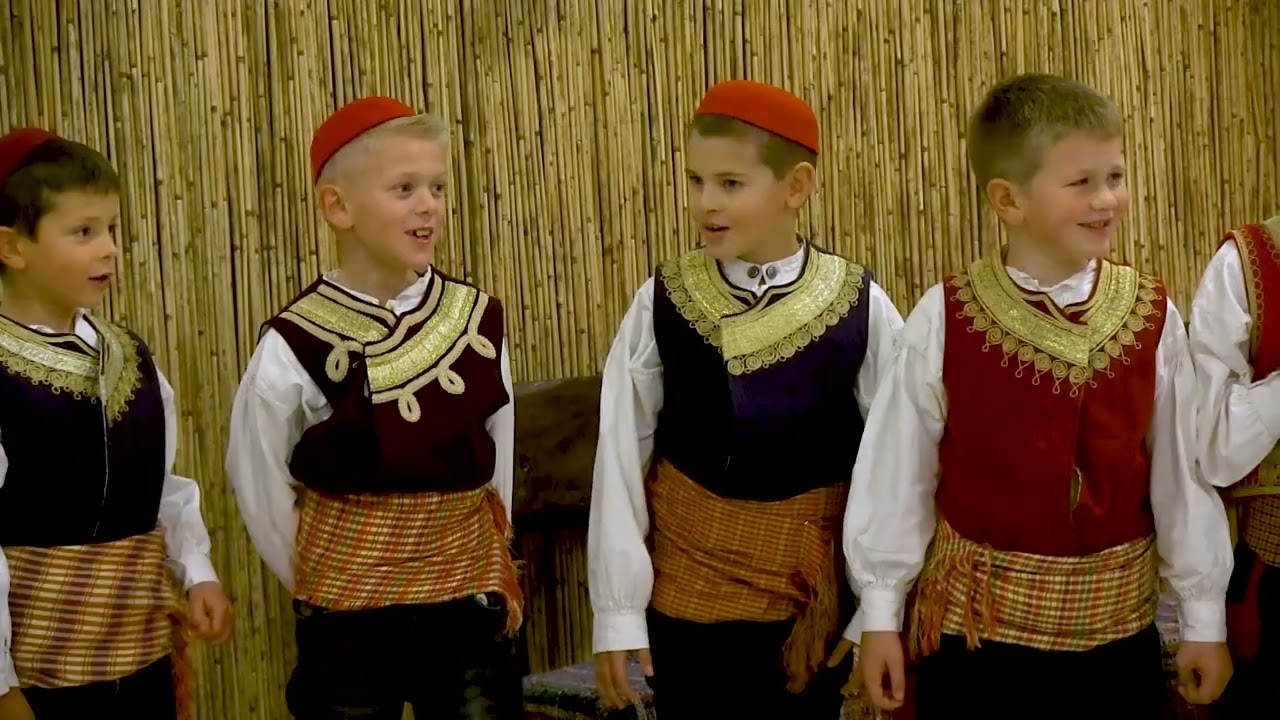 Kud ˝Sveti Juraj Osojnik˝  - Kolenda ˝Rasla Vojka lovorika˝