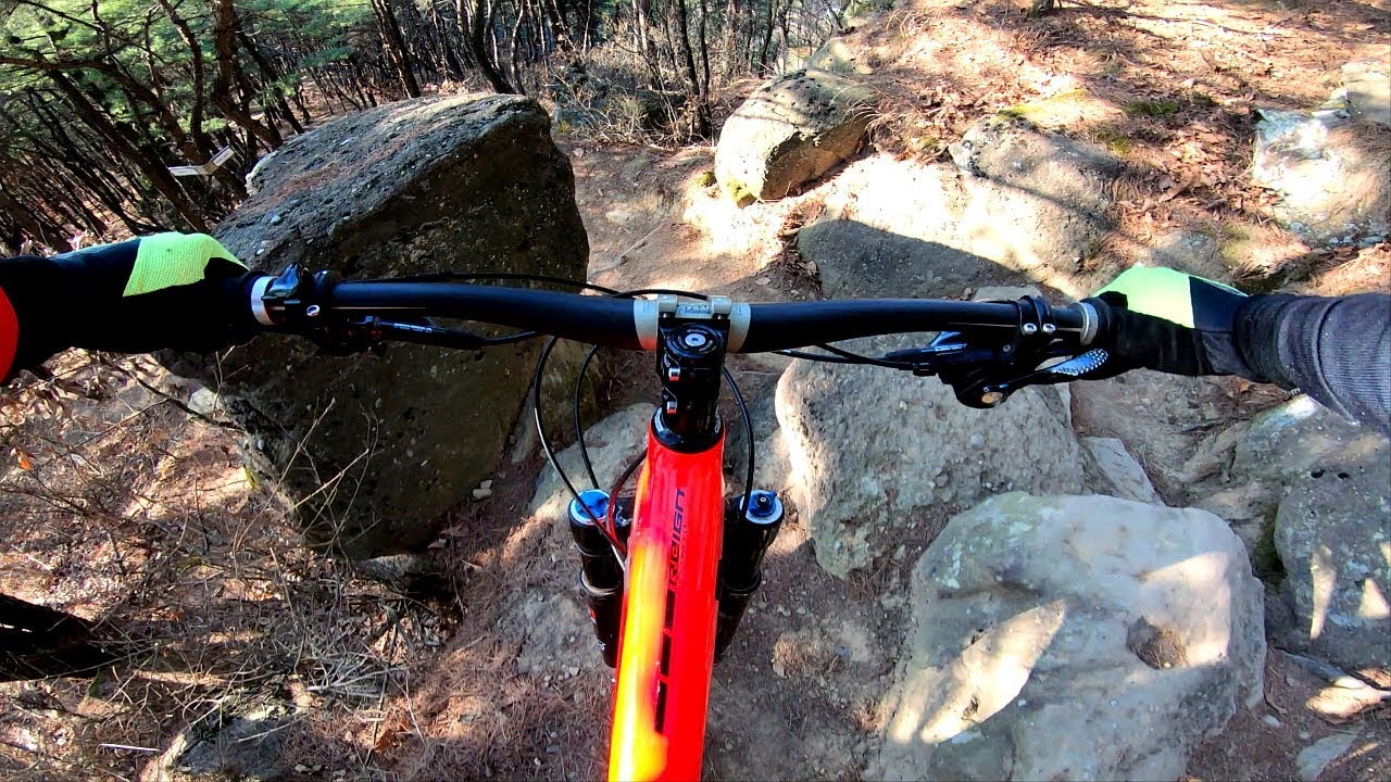 [MTB Trail Vlog 008] 구미 천생산,  도심속 다운힐 레이싱 파크