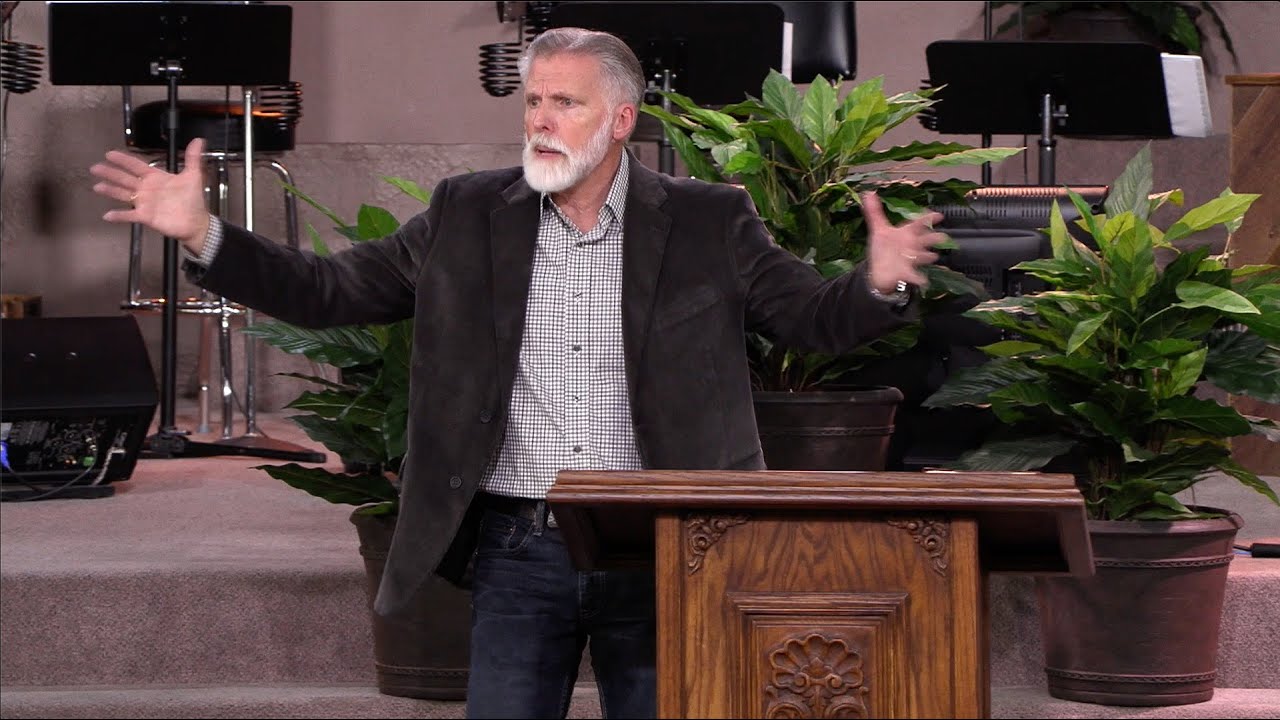 Living in Christ Above the Storms - Joe Sweet