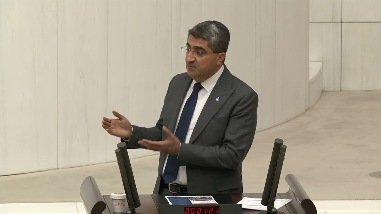 AK Parti Döneminde Gençler Neden Dinden Uzaklaşıyor?