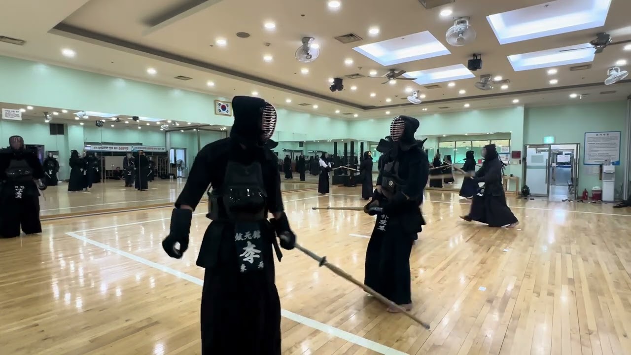몸이 먼저 들어가야한다(합동연무) #탄천관 #송별회 #검도하는만수 