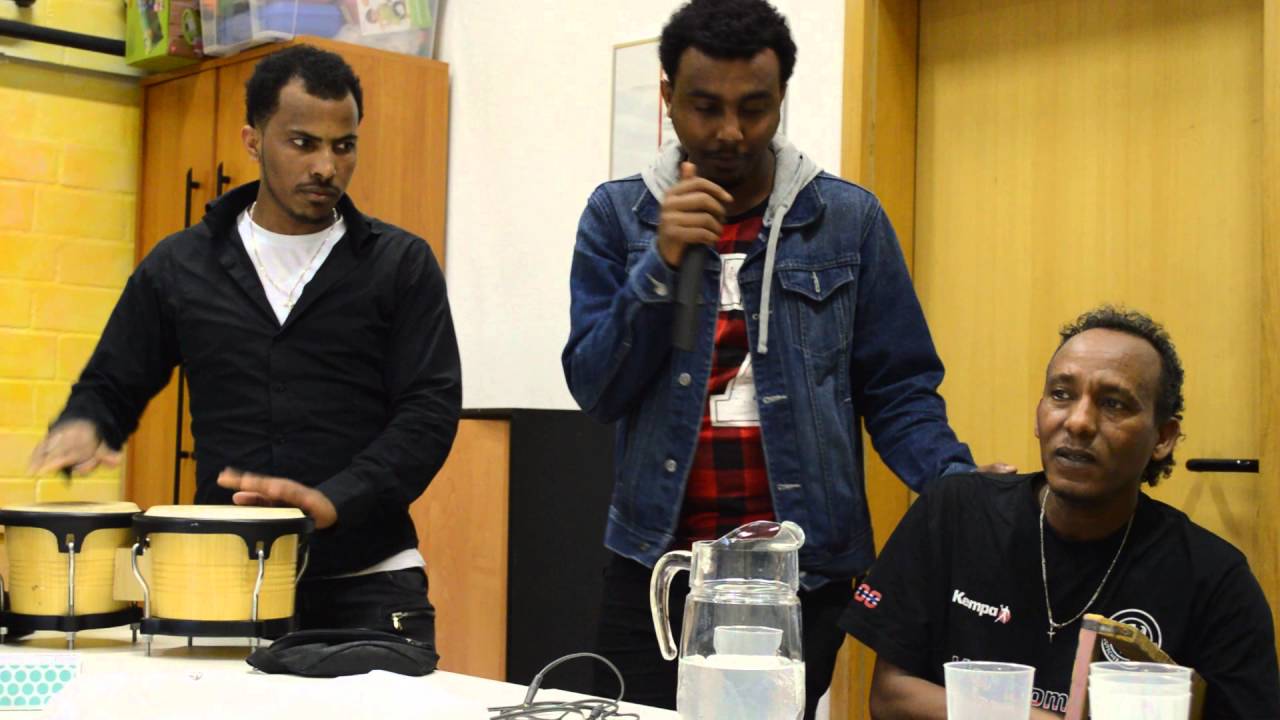 04.04.2016 - Eritreer mit Soudeh (Iran) im Huder Kulturhof (5)