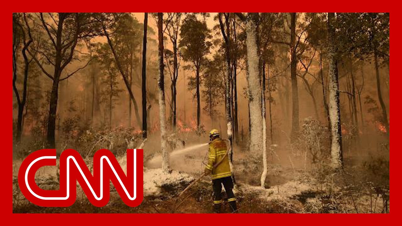 Australians urged to evacuate as fires show no sign of stopping
