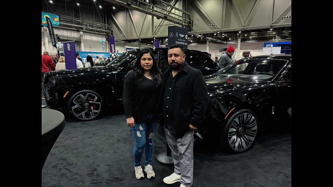#houstonautobotiveshow2026 #fy #carshow #houston #jeep #bugatti #rollsroyce #chevrolet #kia #ford 