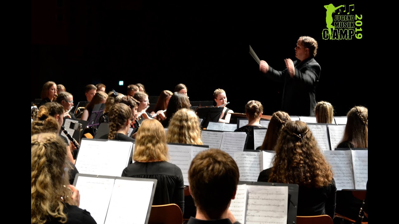 Early Bird Overture - Dominik Wagner