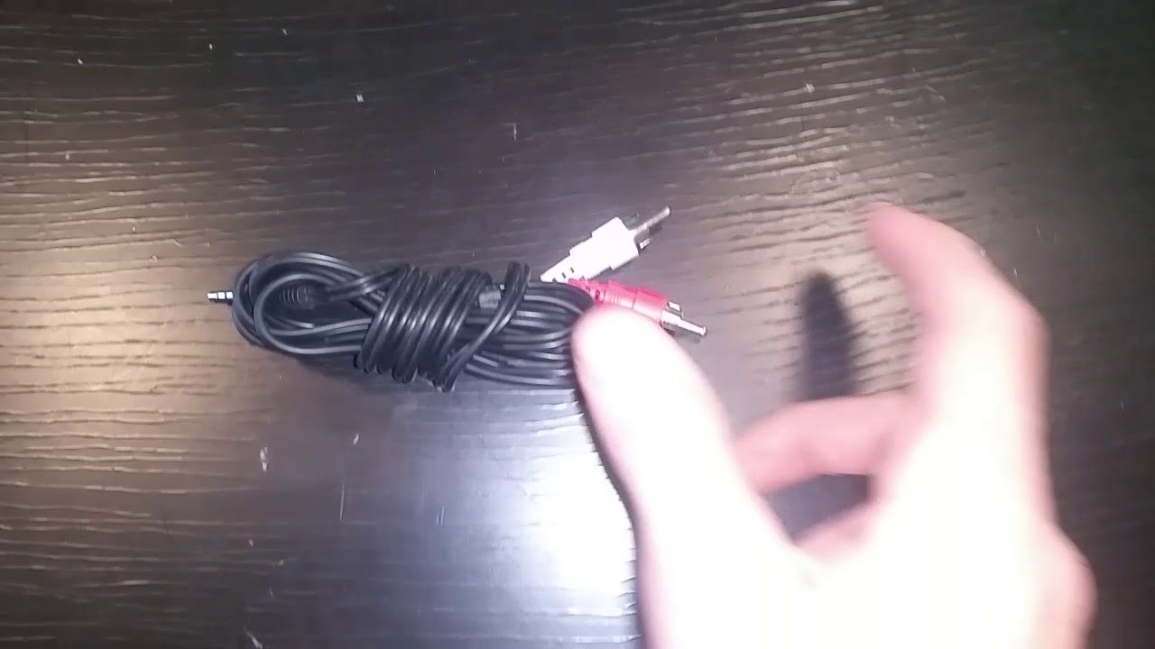 How to Connect Headphones To Hear Both the Computer and the Keyboard
