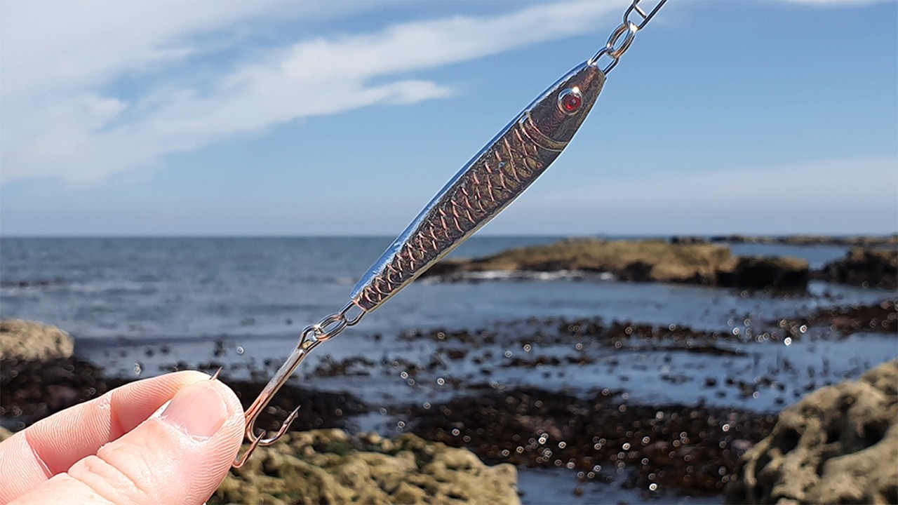 Spinning from the rocks | Lure Fishing UK