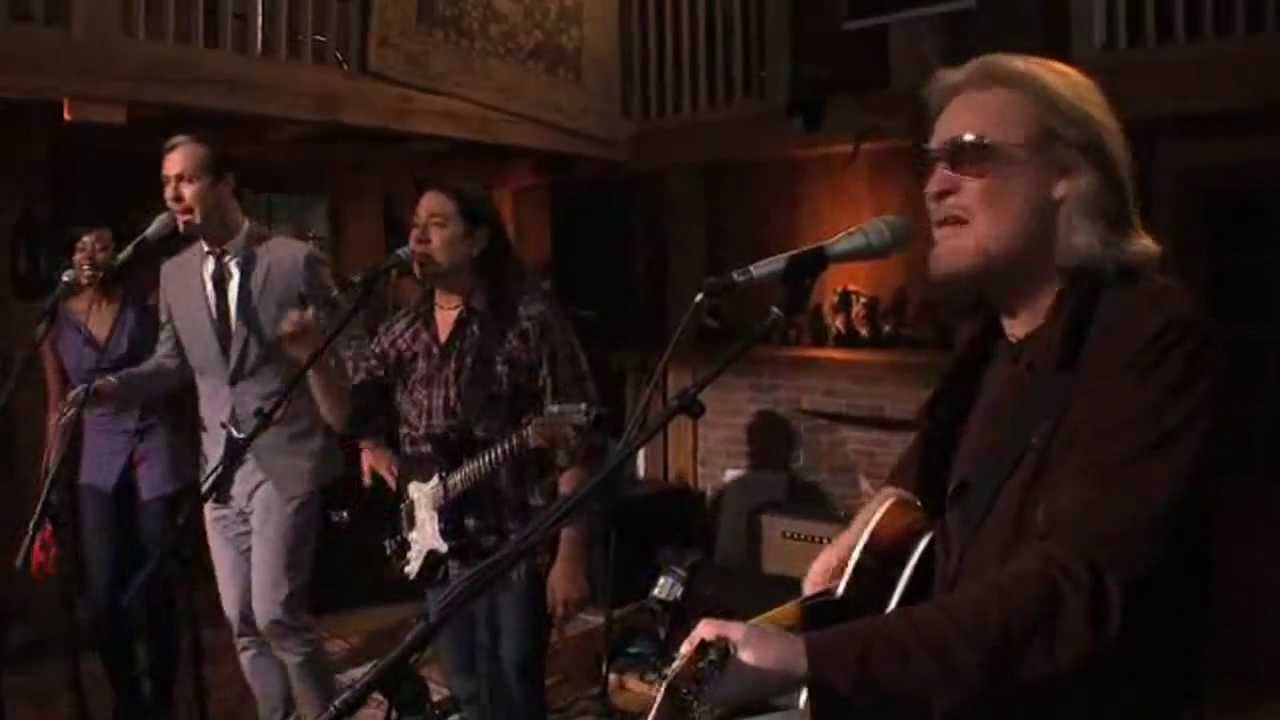 Fitz and The Tantrums & Daryl Hall: Girl I Love You (10 of 15)