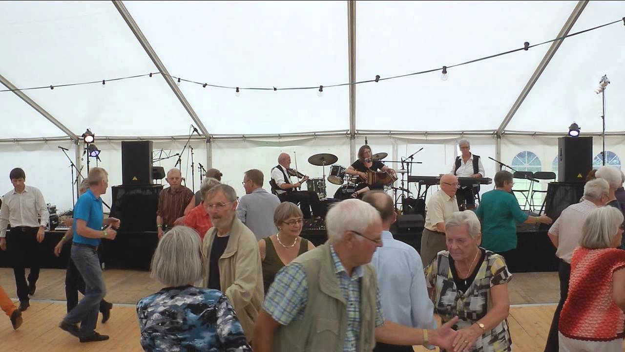 Rebild Folkemusiktr&aelig;f 2014: Vestjysk musik og dans