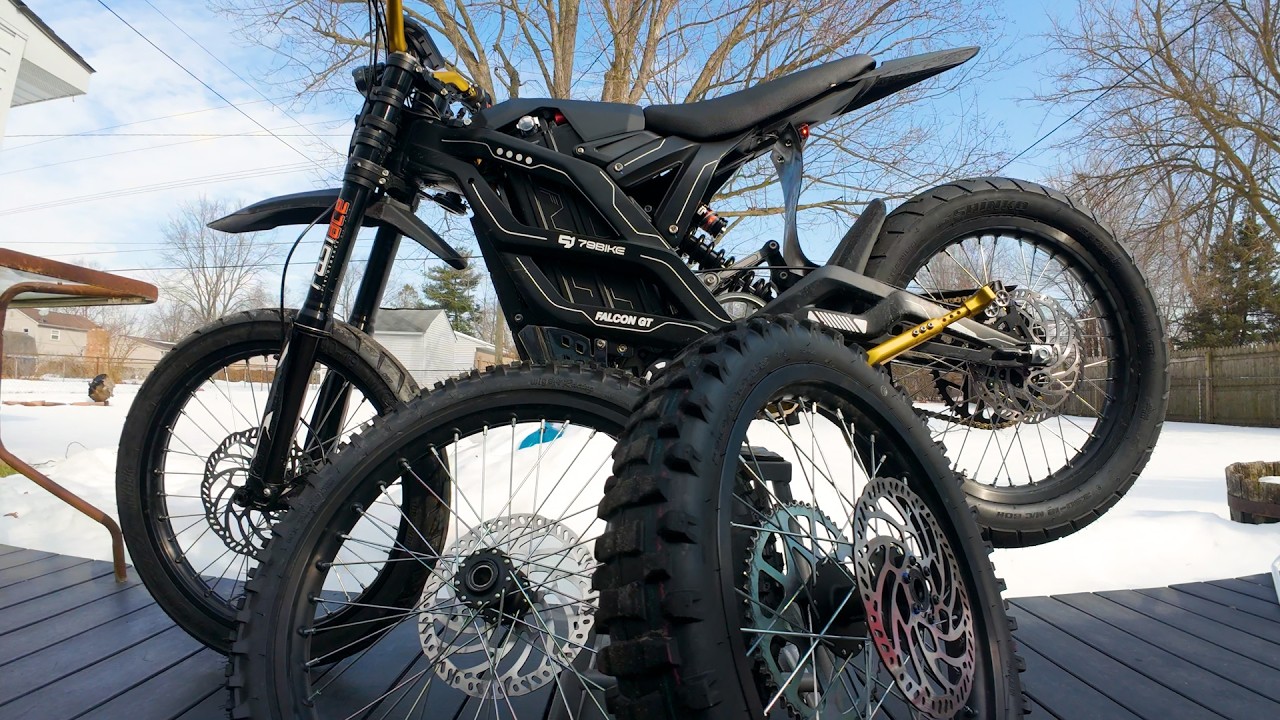 Комплект колес Custom 79Bike Falcon GT Supermoto