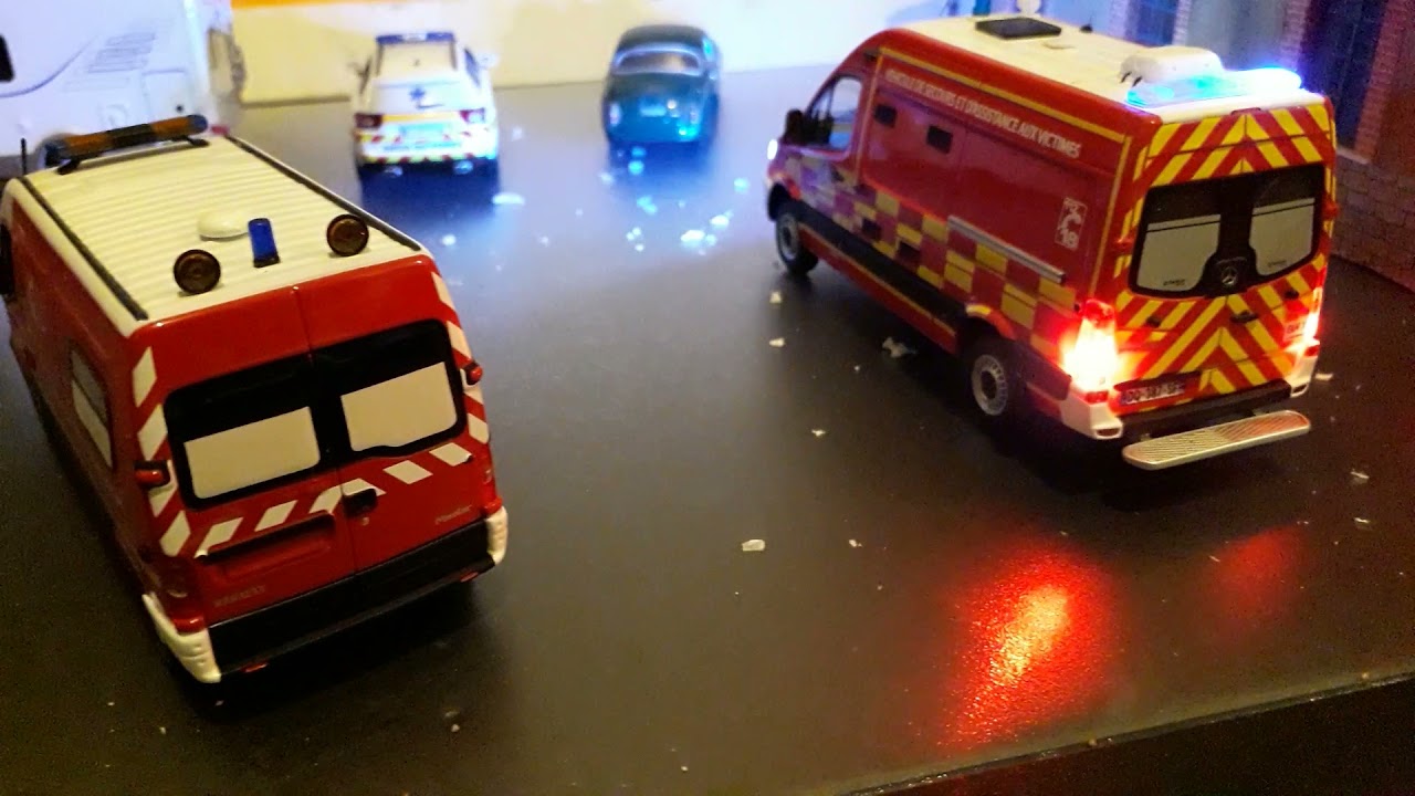 FEU DANS UNE ANCIENNE MINE  POMPIERS 1/43