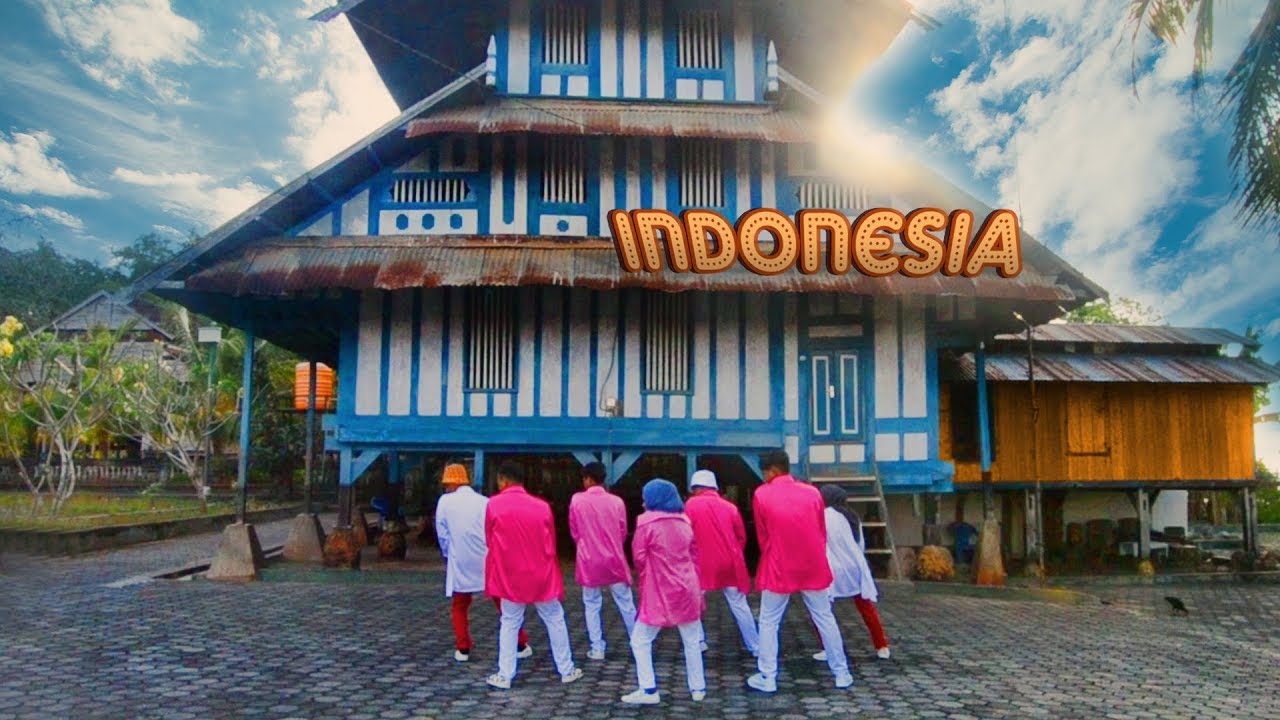 BTS - Boy With Luv feat Halsey - Versi Anak Buton (Indonesia With Luv) | Dirgahayu RI ke 74
