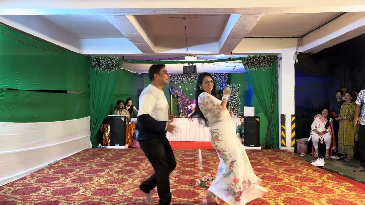 Entertaining couple performance 