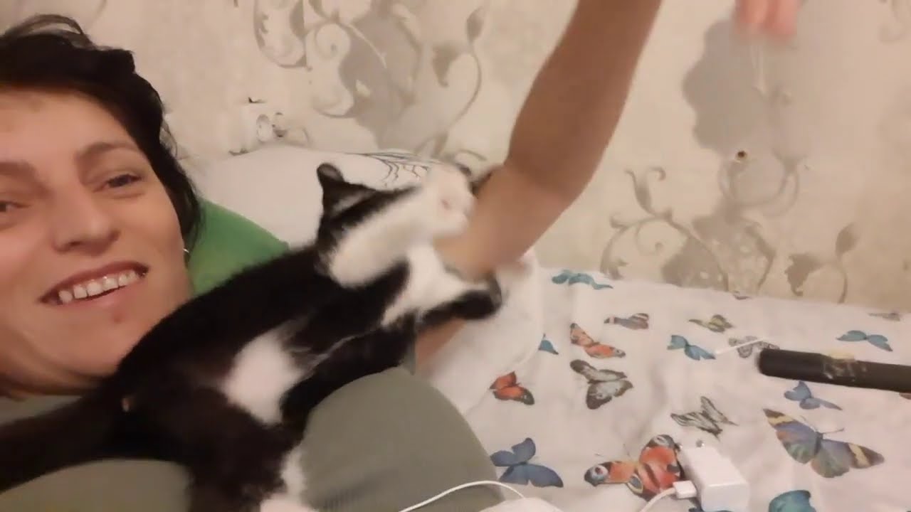 #VLOG. Рик МЕНЯ РАЗВЛЕКАЕТ//ГРУДКА С ОВОЩАМИ//ШАРЛОТКА//14.08.20г