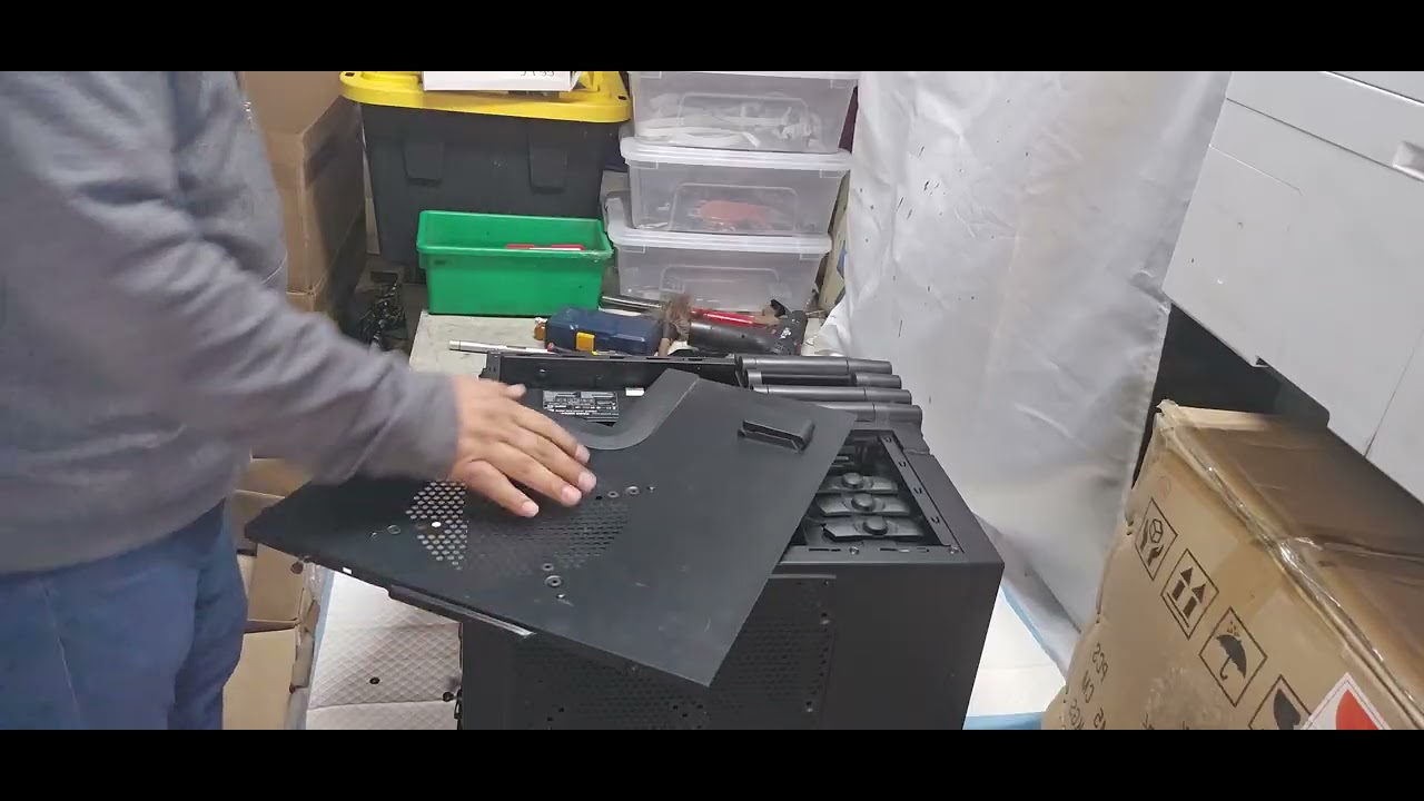 Determining the components of an outdated computer salvage piece by piece. Part 1 