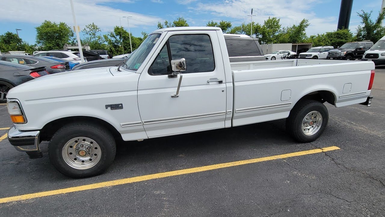 1994 Ford F150 38k miles - Originally A Oaklahoma Truck - She's Mint Boys and it'll Go for $25k
