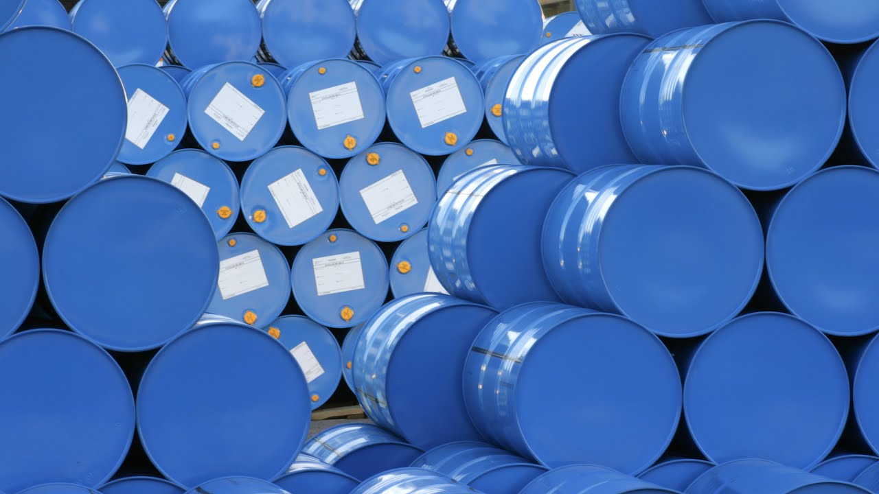 WTI crude oil tops $90 a barrel for first time since 2014